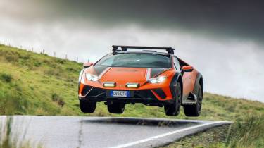 Lamborghini Huracán Sterrato – front